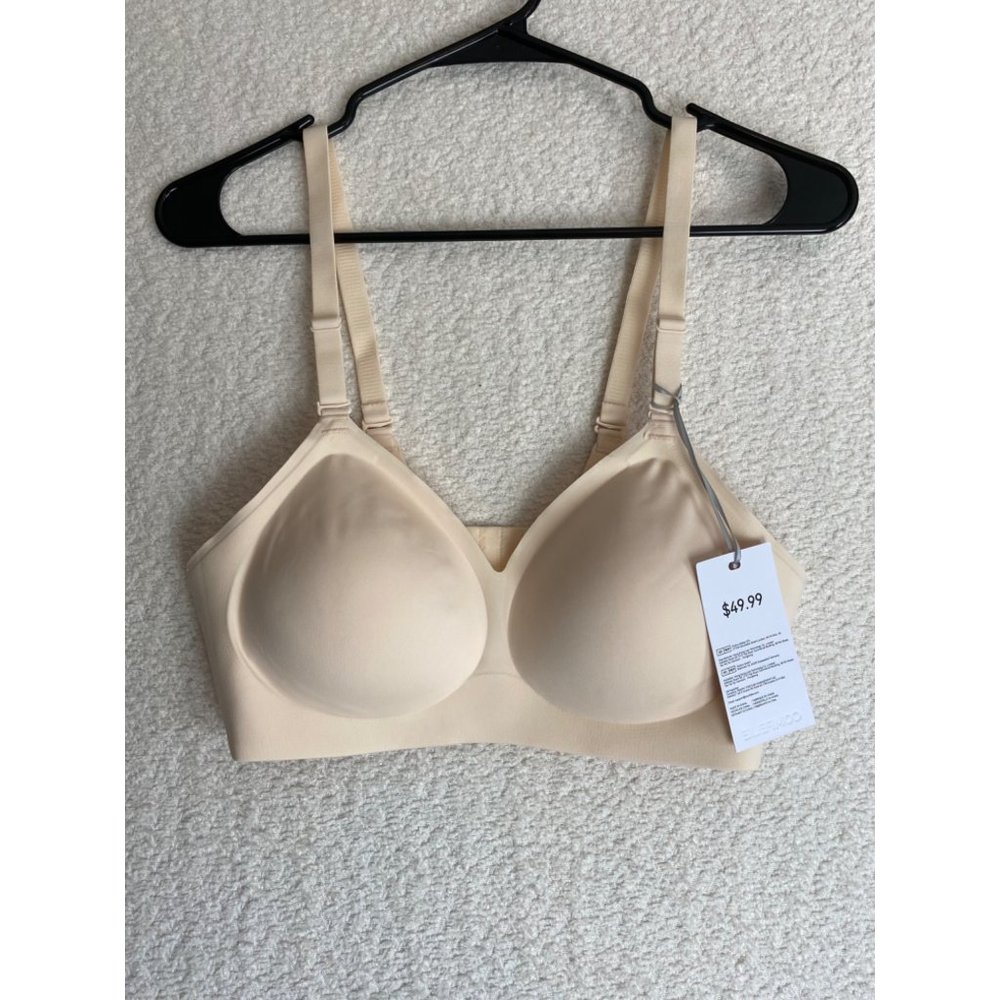 Comfelie Seamless Wireless Bra Cream Size XL New with Tags